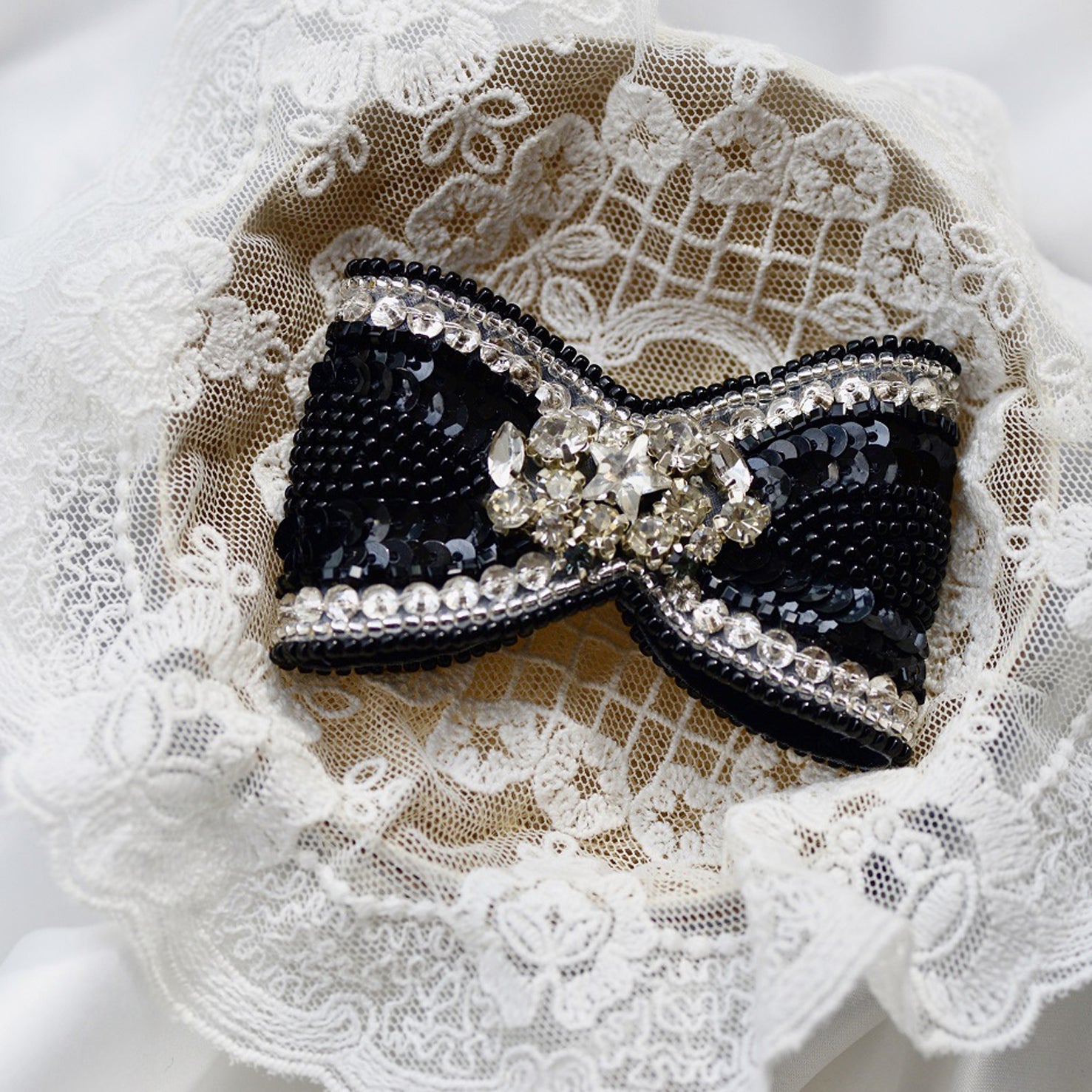 Tambour Embroidery Craft Kits-Black Bow Hair Clip